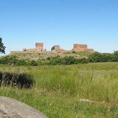 Apartment 3 Bedroom Awesome In